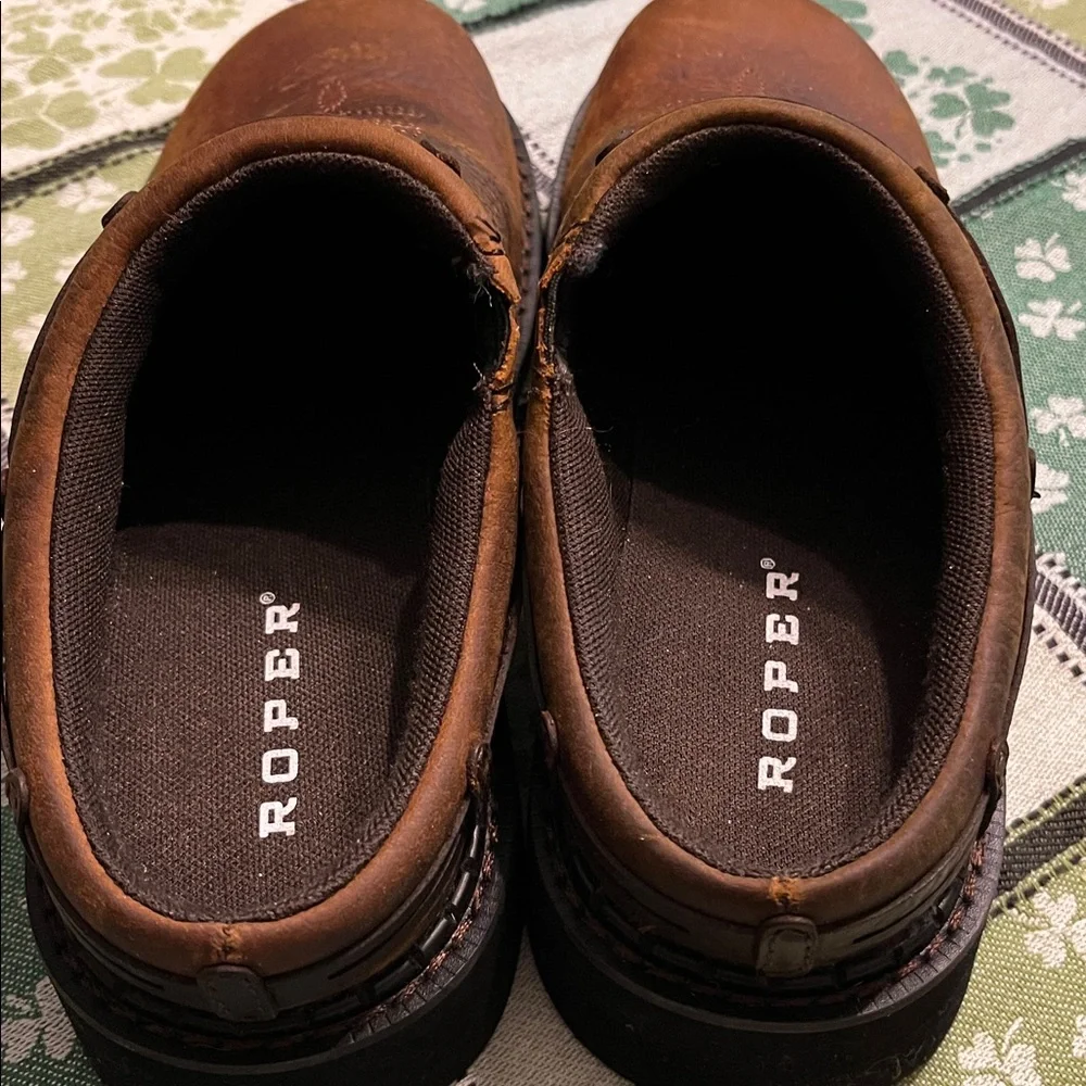 Women’s Roper Crazy Horse Laces mules 8
Round toes. Like new. - Picture 5 of 16